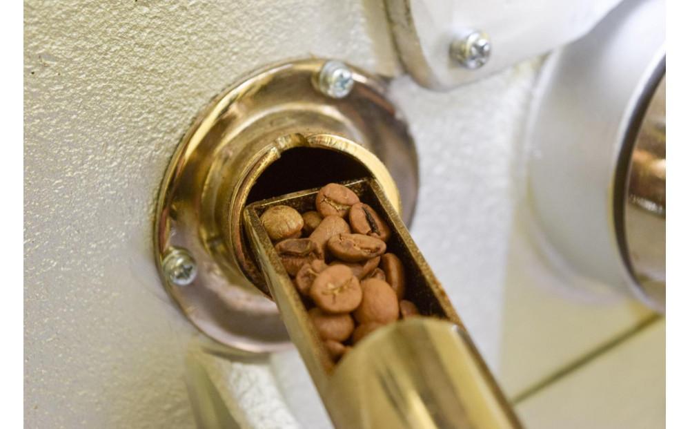 【福岡高砂】AND THE SOIL.オリジナル焙煎オーガニックコーヒー豆GUA　深煎り200g中煎り200g(合計400g)