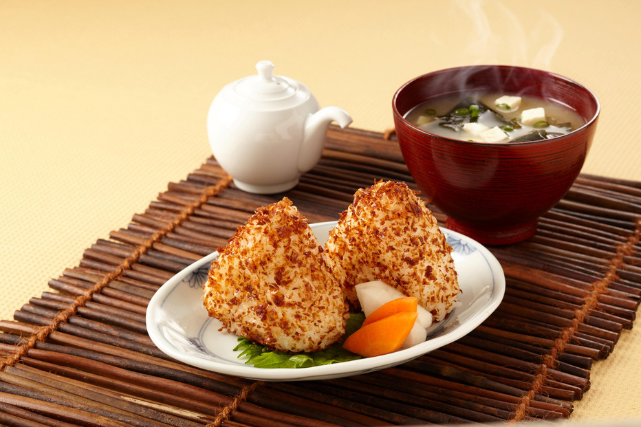 甘旨(あまうま)おかかふりかけ(40g×8袋)  化学調味料無添加  井口食品 いのくち 【福岡市内製造】 ご飯 弁当 常温