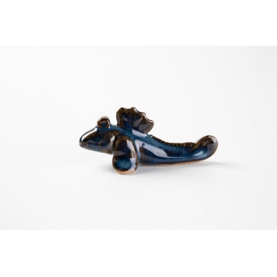 ムツゴロウ箸置き(ルリ海鼠釉)