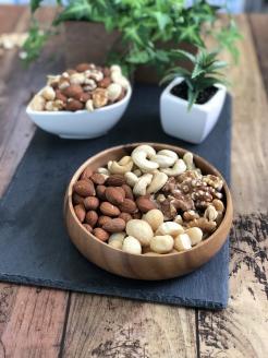 ミックスナッツ定期便 600g×3回 _ミックス ナッツ 定期便 3回 4種 600g×3回 アーモンド くるみ カシューナッツ マカダミアナッツ 無添加 無油 無塩 ミックスナッツ 素焼き おつまみ お菓子 防災食 非常食 保存食 ギフト お土産 手土産 福岡県 久留米市 お取り寄せ 送料無料_Ca901