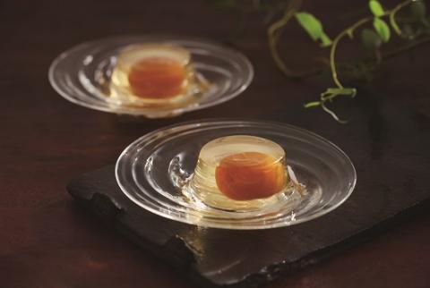 梅のしずく（12個入）_ゼリー 梅のしずく 12個入 洋菓子 スイーツ 久留米の料亭 柚子庵 紀州産 梅 大粒 甘露煮 ゼリー包み 芳醇な梅の味わい 梅ゼリー デザート おやつ お菓子 お取り寄せスイーツ 福岡県 久留米市 送料無料_De006