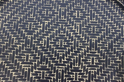 籃胎漆器　梅型盆1枚　尺（錆仕上）サイズ：直径30.5cm×高さ2cm_お盆 籃胎漆器 梅型 盆 １枚 和風 モダン おしゃれ ブラック キッチン 尺 錆仕上 県花 梅 伝統的 華やか 現代風 お膳 トレー 和食盆 運び盆 配膳盆 日本製 真竹 伝統工芸品 工芸品 漆器 食器 福岡県 久留米市 送料無料_Id022