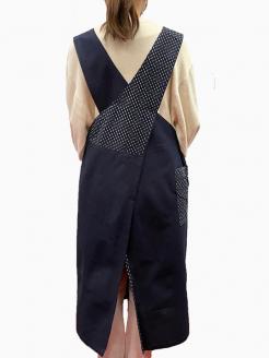 久留米絣かぶりエプロン（フリーサイズ）_久留米絣 かぶり エプロン フリーサイズ  着丈 110cm 人気 シンプル 紺系 着物 織物 おしゃれ 伝統工芸品 服 衣類 雑貨 日用品 キッチン用品 料理 ファッション 女性用 レディース 日本製 福岡県 久留米市 送料無料_Jj005