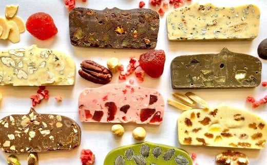 久遠チョコレート QUONギフトBOX(白) ジュエリーボックス付