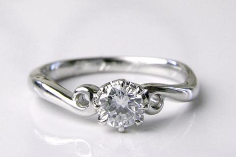 【N36-001】婚約指輪 ブランディーヌ