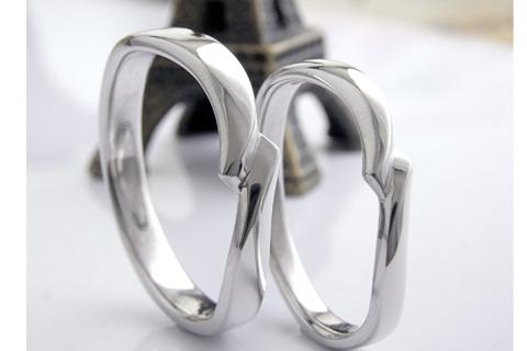 【R39-001】結婚指輪 ペアリング ロビン