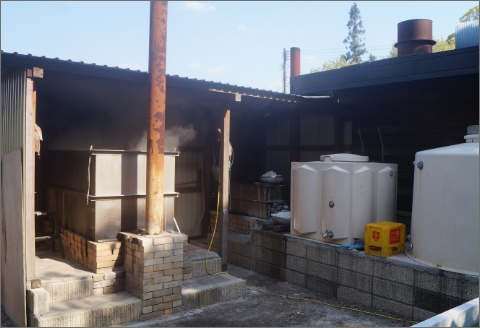 【B-166】平釜炊きの自然塩5袋とにがり1本セット