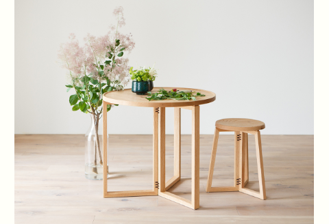 天然木スツール、チェア、サイドテーブル、伝統工法/ウォールナット材またはオーク材【HIRASHIMA SPAGO Stool】受注生産