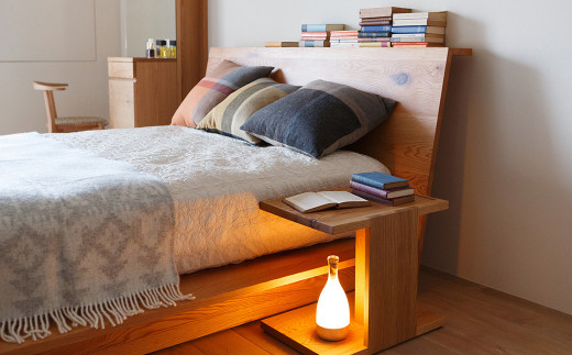 天然木 と職人の技 寝室も上質な空間へ ベッド / ウォールナット材