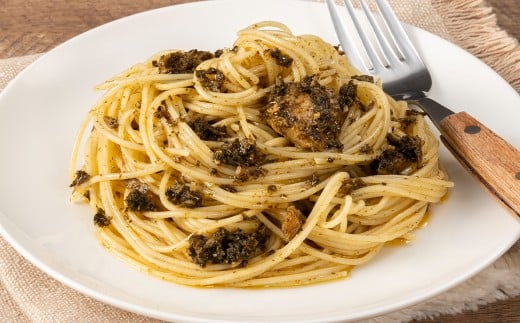 魚屋がコンフィ 天然真鯛と有明海苔【2本入】（90g×2本）ごはん ご飯 ご飯の友 真鯛 鯛 海苔 ノリ パスタ バケット 豆腐 万能 常温 福岡県 柳川市