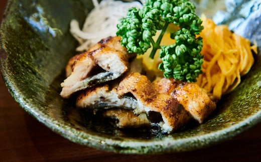 創業300年 うなぎ料理専門店 元祖本吉屋 国産 うなぎの白焼 2人前 計約140g（約70gx2）