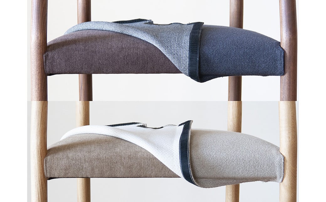 【受注生産】職人が一点一点丁寧に仕上げた優しい手触りが際立つ天然木の カバーリング サイド チェア 。HIRASHIMA TIPO Side Chair (張地ファブリック)