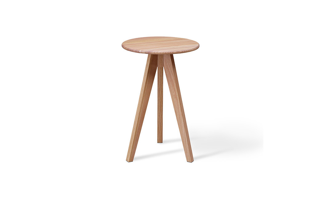 ミツキ コーヒーテーブル【センダン】