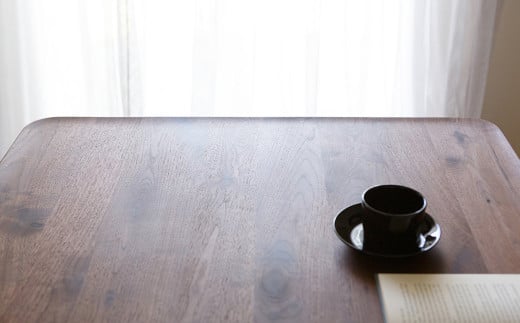 天然木 の上質な手触り ダイニングテーブル / ウォールナット材 または オーク材 【HIRASHIMA】AGILE Dining Table 084 受注生産