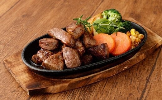 数量限定 増量！！ 自家牧場産 黒毛和牛 ヒレサイコロステーキ 600g 手作り 和風ソース 付き