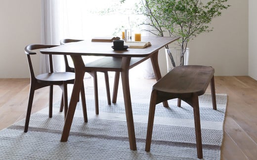 天然木 の上質な手触り ダイニングテーブル / ウォールナット材 または オーク材 【HIRASHIMA】AGILE Dining Table 140 受注生産