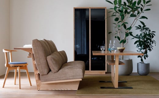 座り心地を追求した ソファ と上質な手触りの カウンター / ウォールナット材 または オーク材 【HIRASHIMA】 SERENITA Sofa 168 ファブリック 受注生産