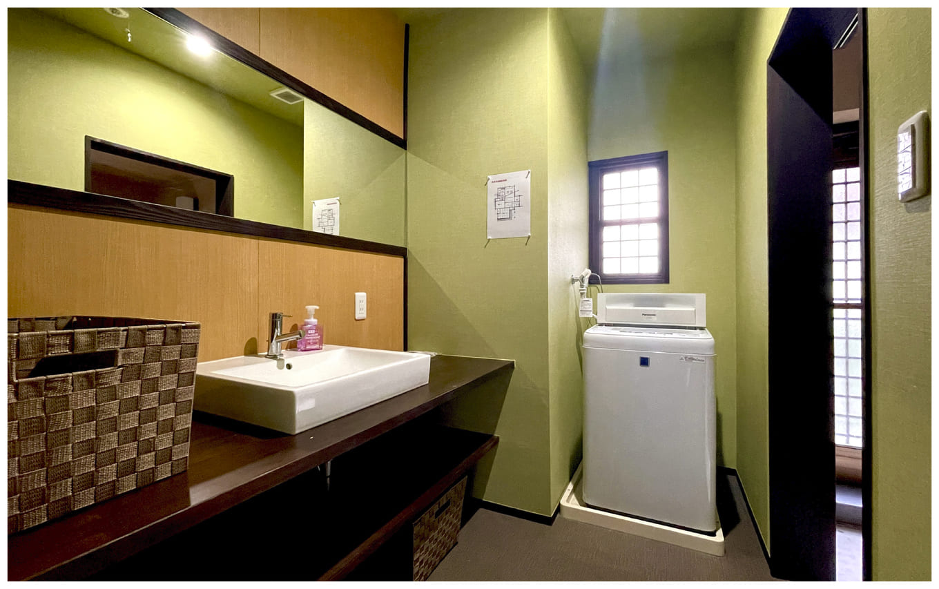 【1日1組一棟貸切】男ノ子焼の里 宿泊券（4名様まで） 【レターパック】キャンプ 宿泊 素泊まり BBQ バーベキュー ゲストハウス 1棟貸し 4名様 お米付き 1日1組 限定 旅行 自然 アウトドア 福岡県 八女市