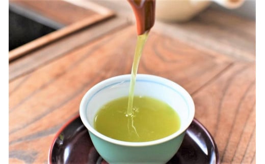 福岡県八女茶深蒸し造り　高級煎茶缶200ｇ×2