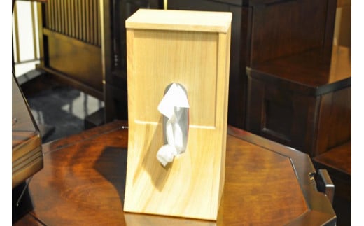 ちょっと贅沢なティッシュ箱