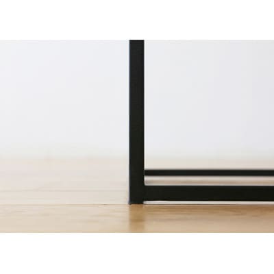 リニエ コの字テーブル ウォルナット　フレーム:ブラック