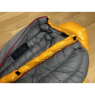 羽毛シュラフ(寝袋・マミー型)ホワイトダックダウン70%