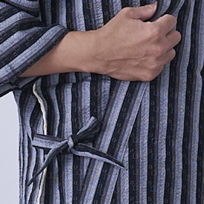 筑後市産の織物紳士用甚平(しじら織・縞柄) 黒 Lサイズ