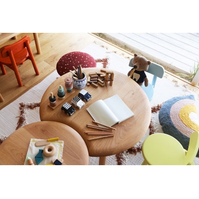 ニカ ムーンデスク