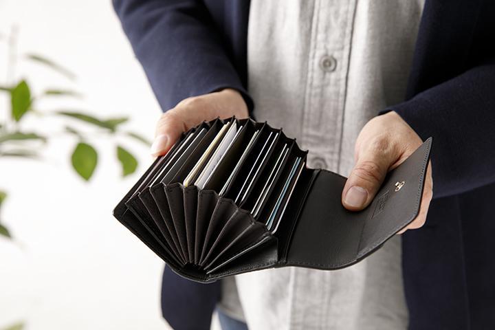 木のカードケース 黒檀