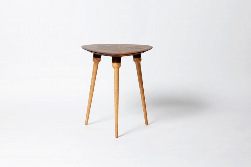 タップルート サイドテーブル