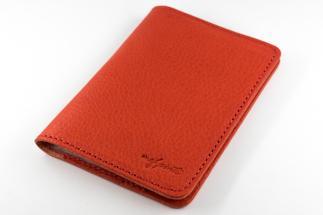 maf pinto レザーカードケース (クリアポケット) レッド シュリンク