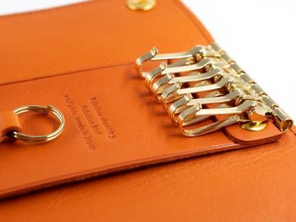 maf pinto レザーキーケース 本革 鍵入れ コンパクト マルチ カードキー オレンジシュリンク