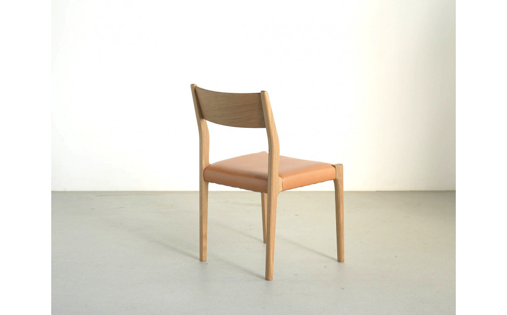 ダイニングチェア　スピア2　ホワイトオーク材　大川市