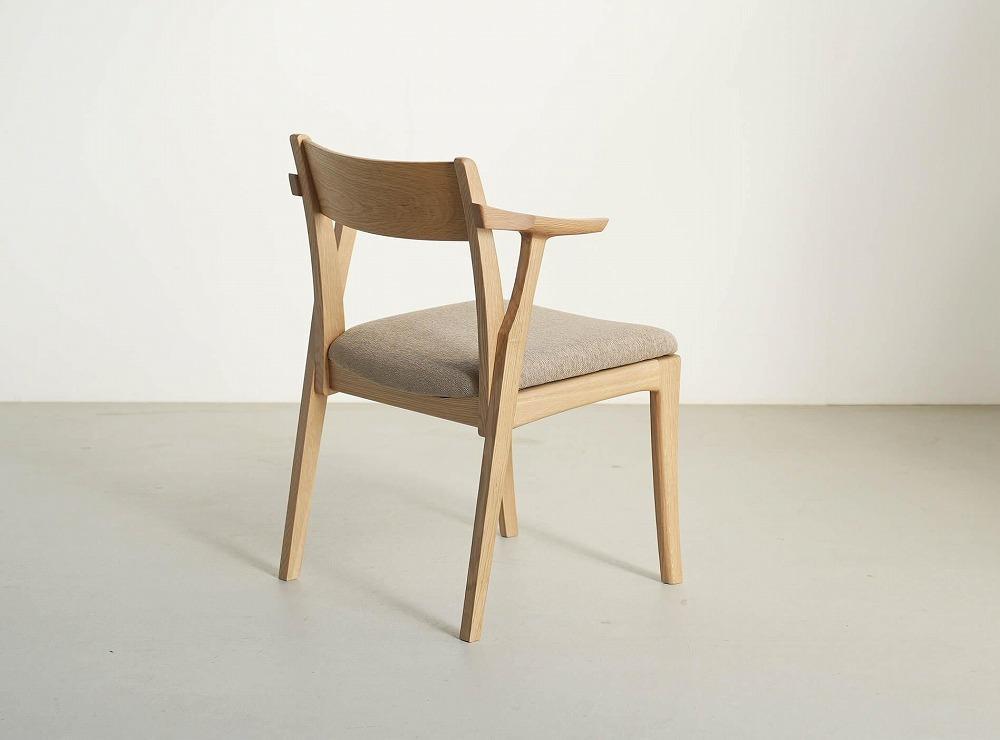 ダイニングチェア　FAME　オーク材　大川家具　大川市