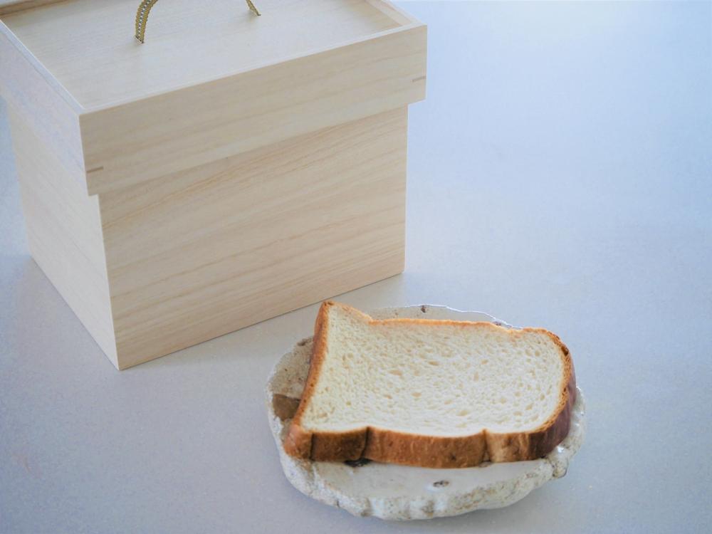 食品　食パン 保存 桐箱