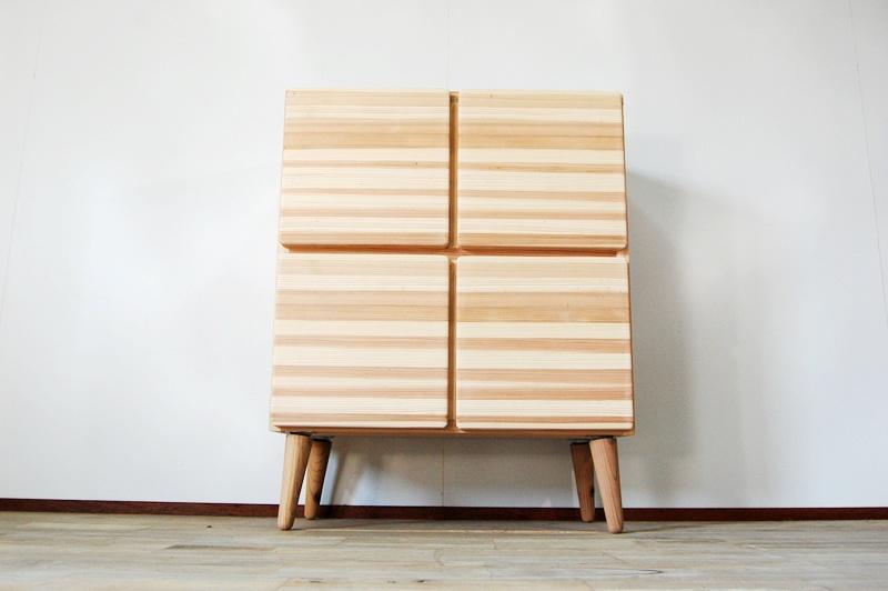 【撫でたくなる国産杉のすべすべキャビネット】NADE4マスキャビネット 国産杉