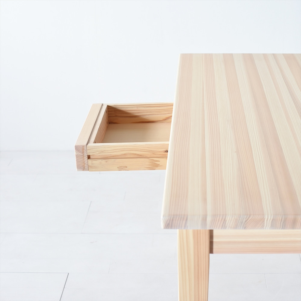 国産杉材を使った脚元スッキリシャープなパソコンデスク【Stylish SHIORI PC desk】