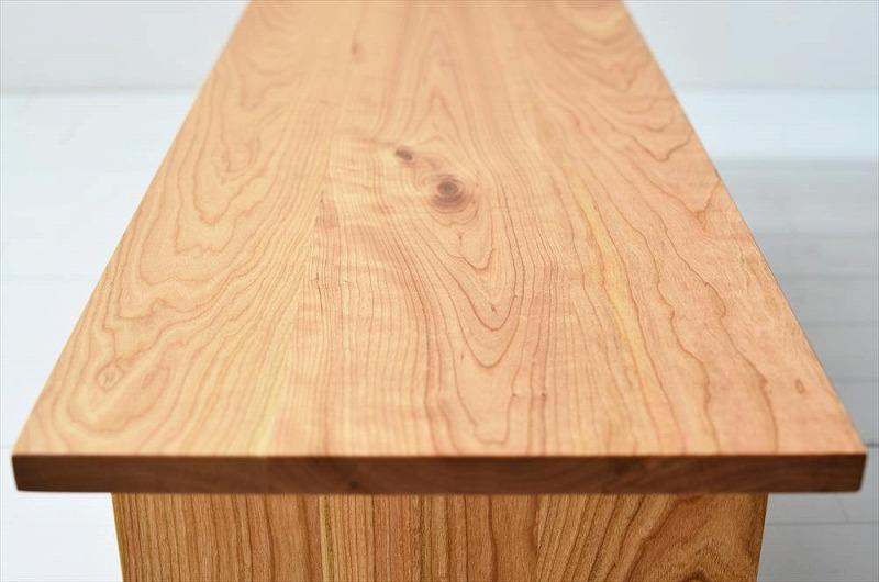 シンプルでおしゃれなテレビボード　konojiＴＶボード90／チェリー　テレビ台　無垢材　天然木　ロータイプ　完成品　ローボード　ローテーブル　センターテーブル　パソコンデスク　本棚