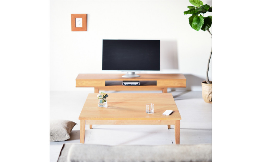 【シンプルモダンな家具のお部屋に】 シャープなデザインのＮＯ１センターテーブル100×100 オーク ローテーブル 無垢材 国産 大川家具