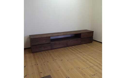 【TV57 テレビボード 240cm】ウォールナット材 オイルフィニッシュ 分割ノックダウン対応・収納力抜群のテレビボード