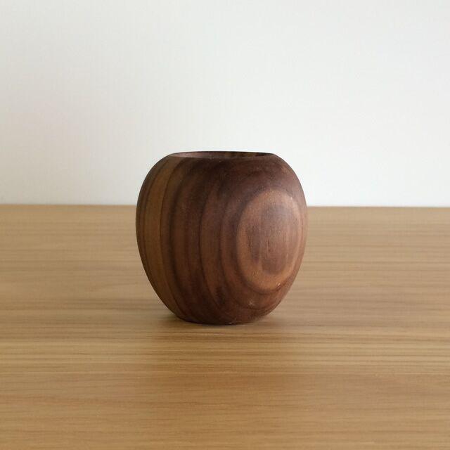 【木製ポット「りんご」ウォールナット材】かわいい木製ポット オイルフィニッシュ 木製 小物 置物 キャンドルベース キャンドルスタンド