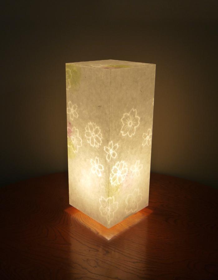 アクリル行灯 Lサイズ 名尾和紙使用 桜透かし模様