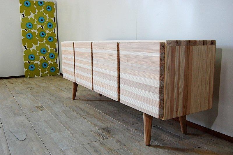 【撫でたくなる国産杉のすべすべキャビネット】NADEローキャビネット 国産杉