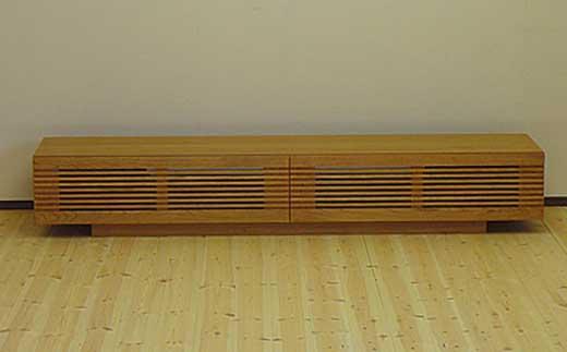 【VOICE テレビボード ブラックチェリー180cm】ブラックチェリー材 オイルフィニッシュ リモコン対応 シャープな無垢材ルーバー扉のテレビボード