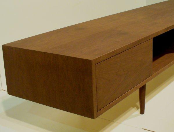 【180TVボード　ウォールナット 180cm tv04】シャープでおしゃれな天然木ツキ板のテレビボード＜ウォールナット材ツキ板　オイルフィニッシュ＞