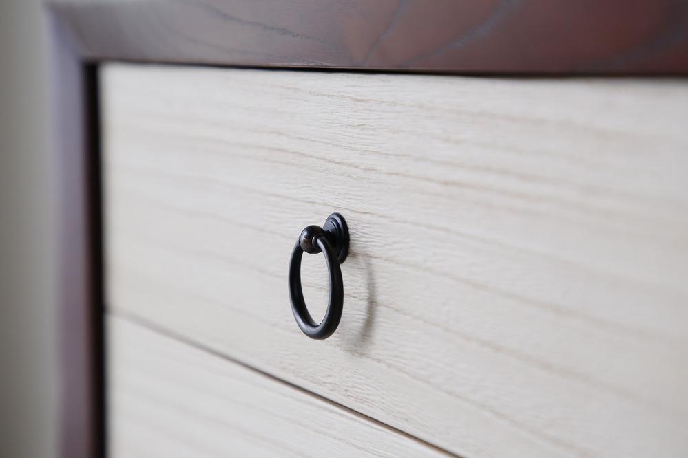 【GRAPPA／グラッパ 50リビングローチェストBR×WH】★引出しの浮造り加工とカラーのアクセントが特徴的なシンプルながらも和モダンな雰囲気漂うチェスト