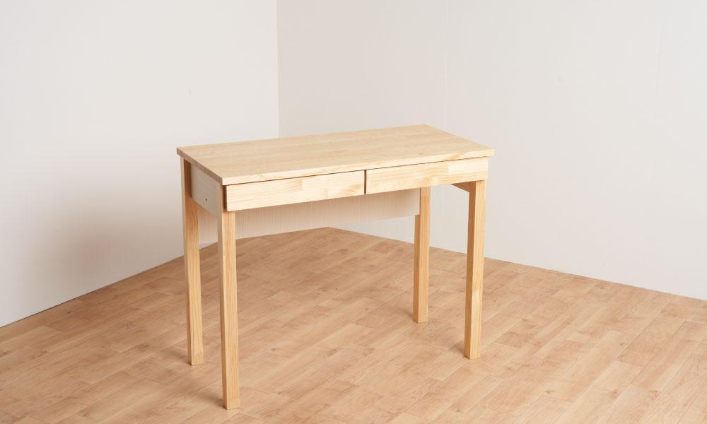 ＜リビングで勉強やテレワークできるデスク＞カタス80デスク／パイン／机／大川家具