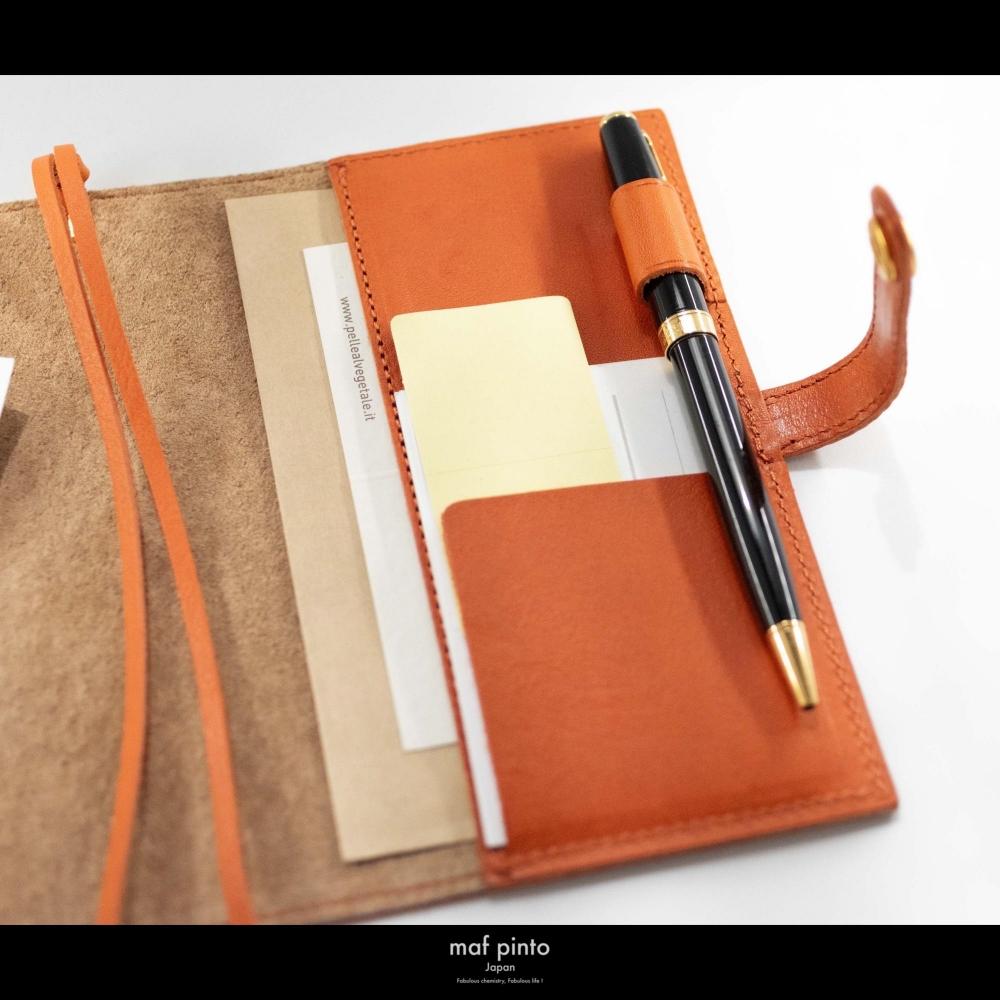 maf pinto (マフ ピント) レザー手帳カバー A6 (文庫本サイズ) オレンジシュリンク 本革 日本製