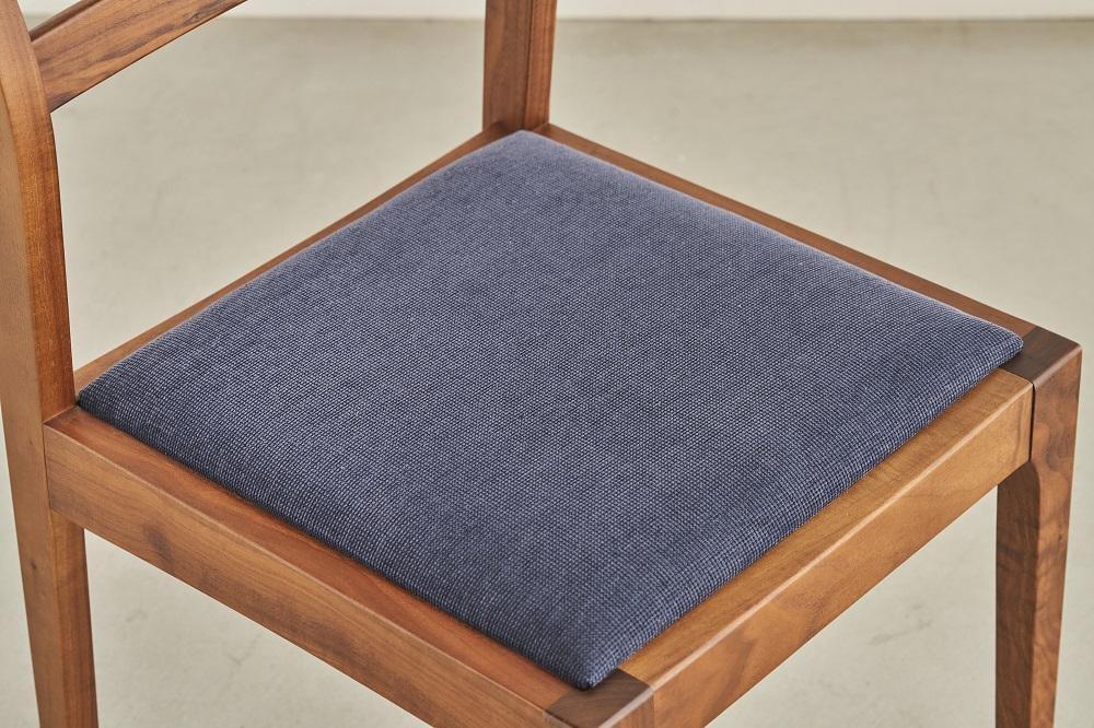 ダイニングチェア ノルディカB ウォールナット無垢材【福岡県・辻製作所】