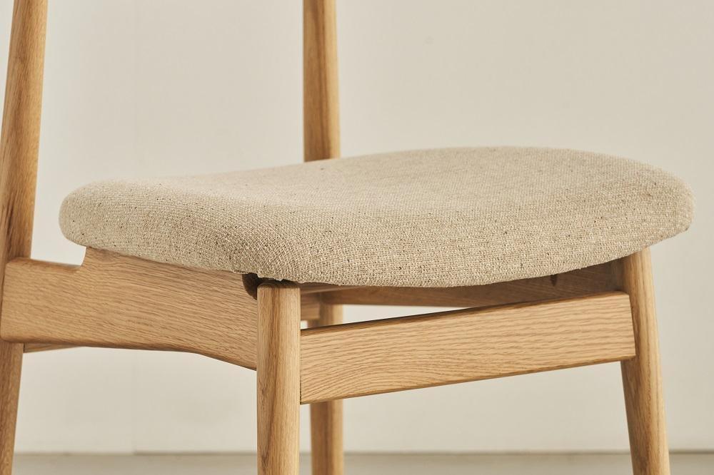 ダイニングチェア MEZZO オーク無垢【大川市・辻製作所】